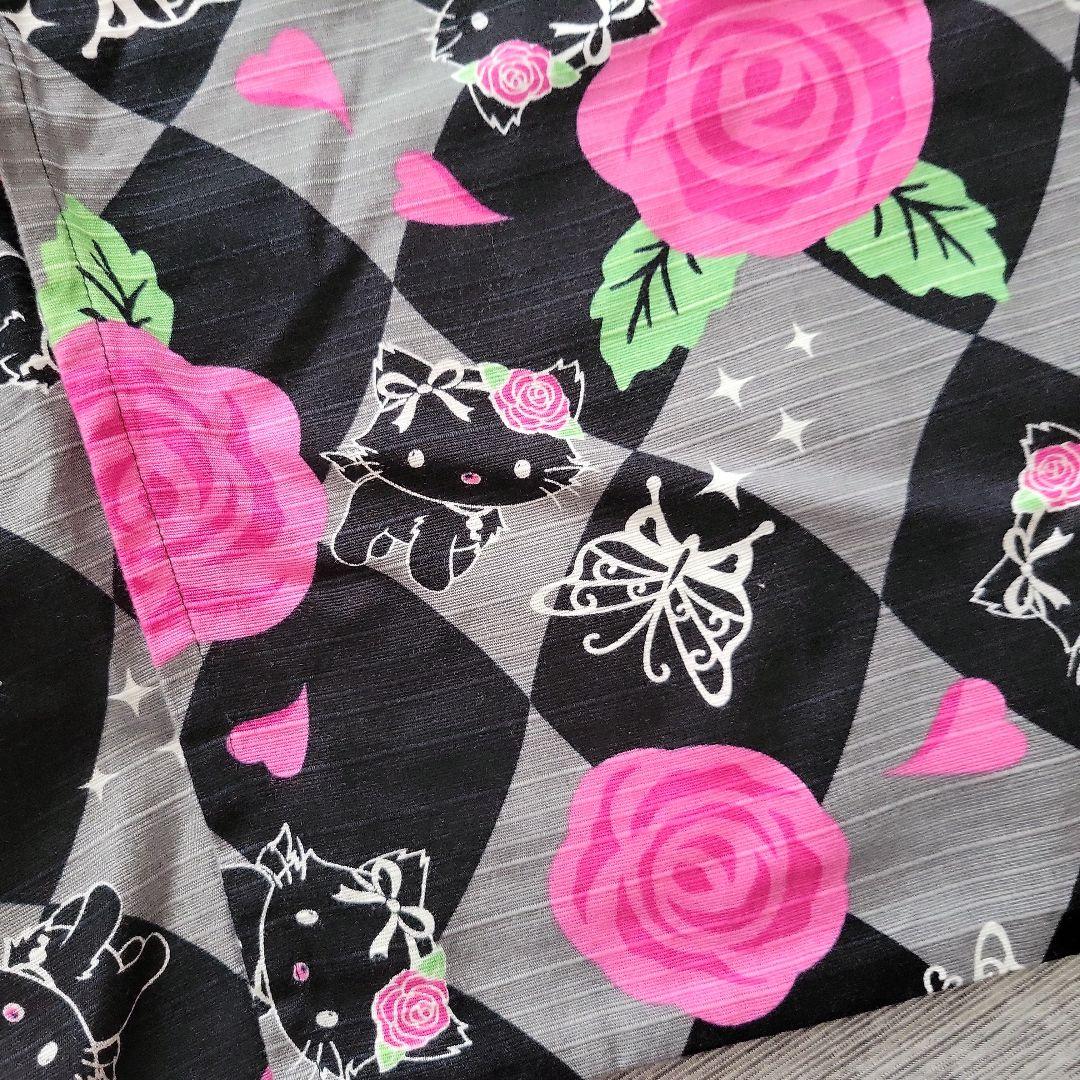 チャーミーキティ　ピンクのバラとキャラクターの浴衣
