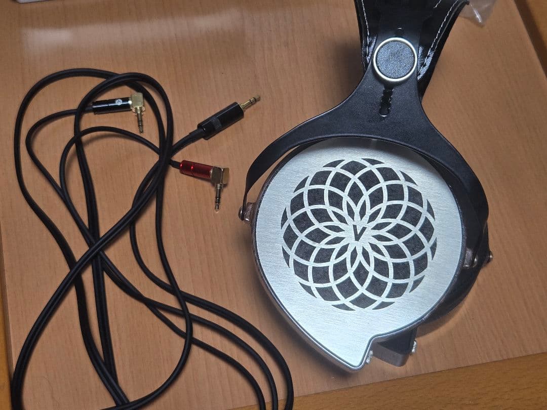 ヘッドホン verum audio verum1