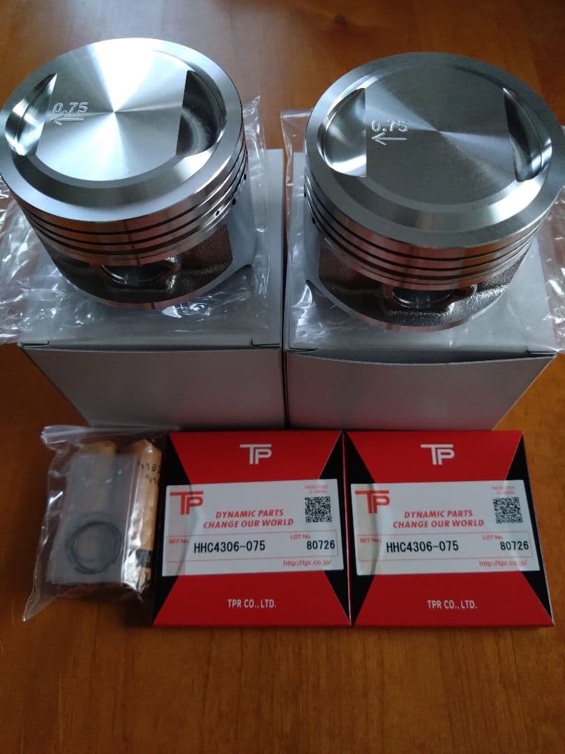 カワサキＷ1オーバーサイズピストン