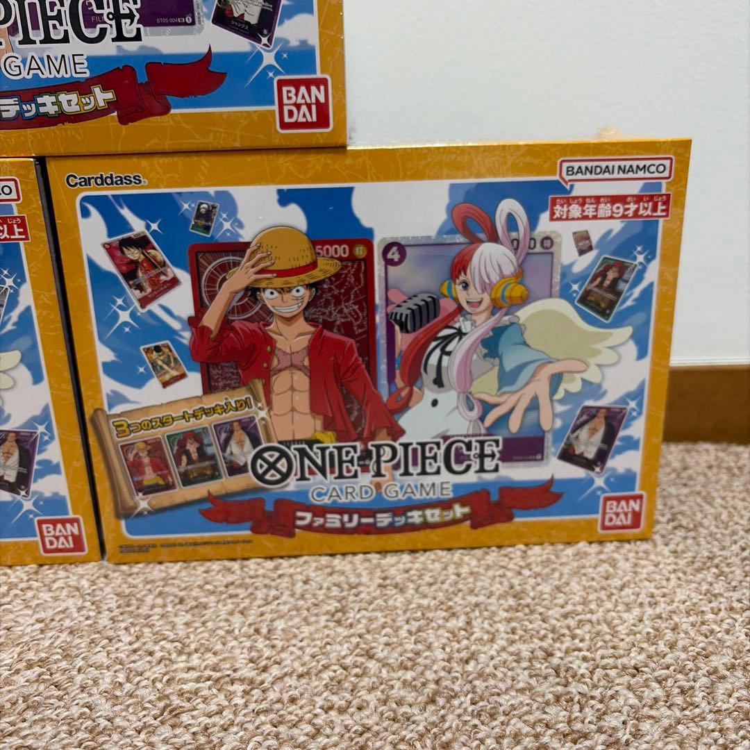 新品未開封　ワンピースカードゲーム　ファミリーデッキセット　シュリンク付き　5個