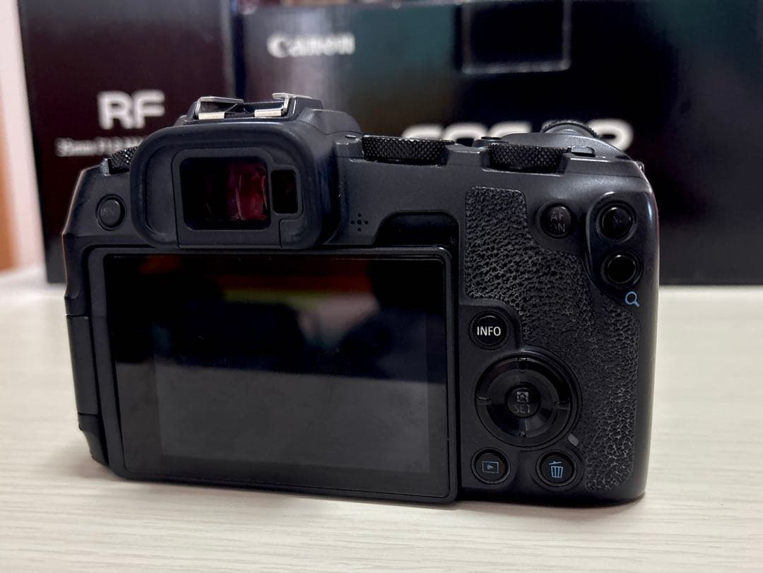 Canon EOS RP RF35 MACRO IS STMレンズキット