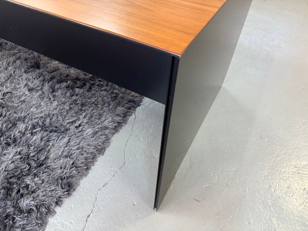 カッシーナ　デスク　w220cm