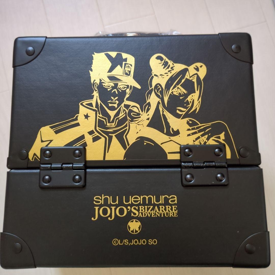 シュウウエムラジョジョの奇妙な冒険コラボメイクボックス