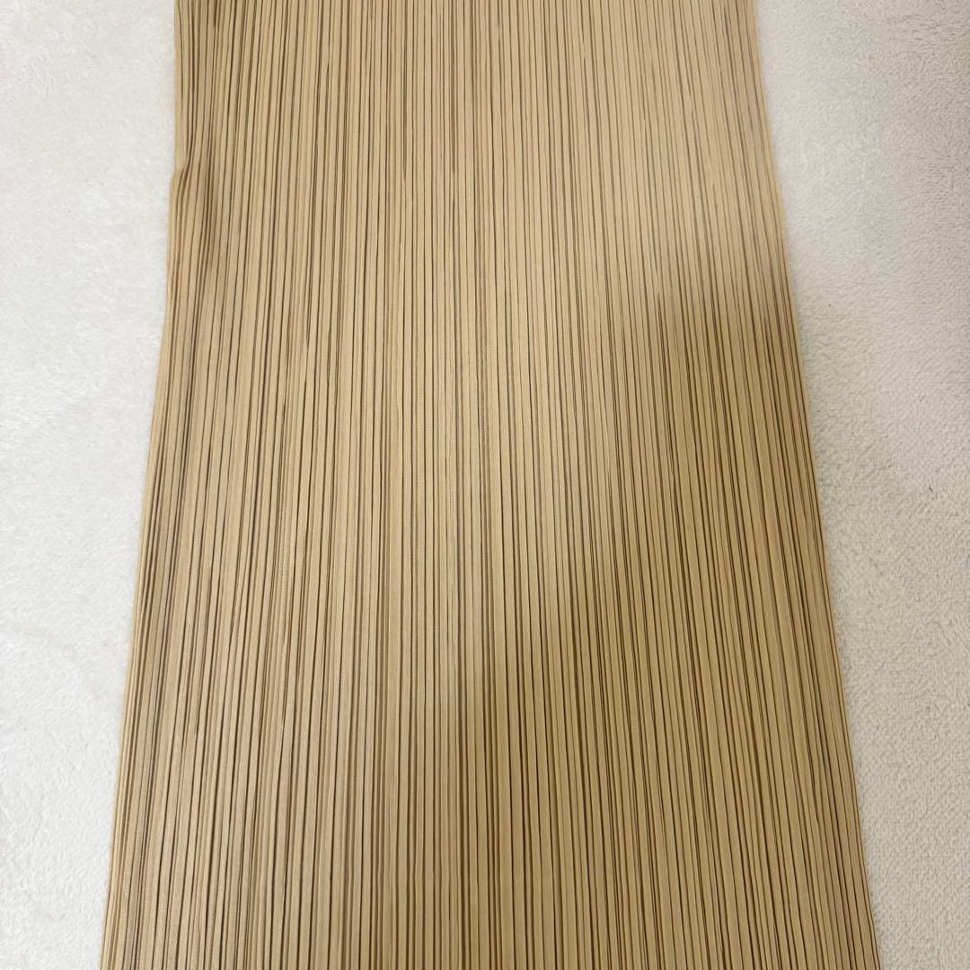 美品✨PLEATS PLEASE プリーツ　ロングワンピース　スリット　ベージュ