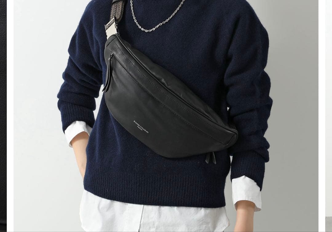 【値下げ中】ほぼ未使用GIANNI CHIARINI ボディバッグ