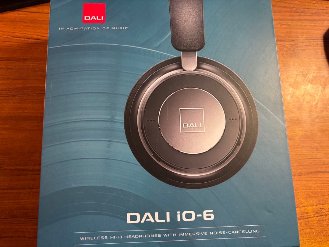 DALI ヘッドホン　io6