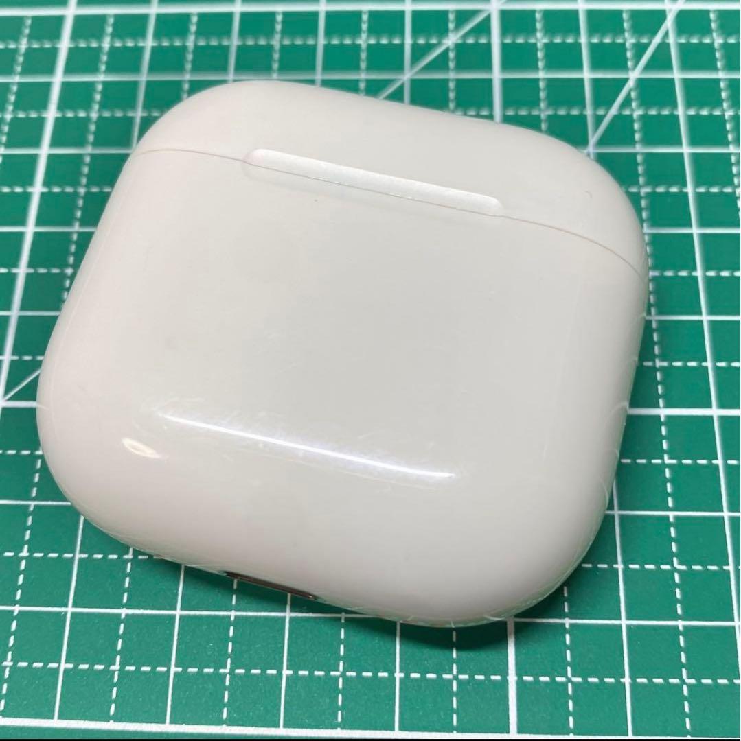 Apple AirPods4 第4世代 第四世代充電ケースのみ(ANC 搭載)