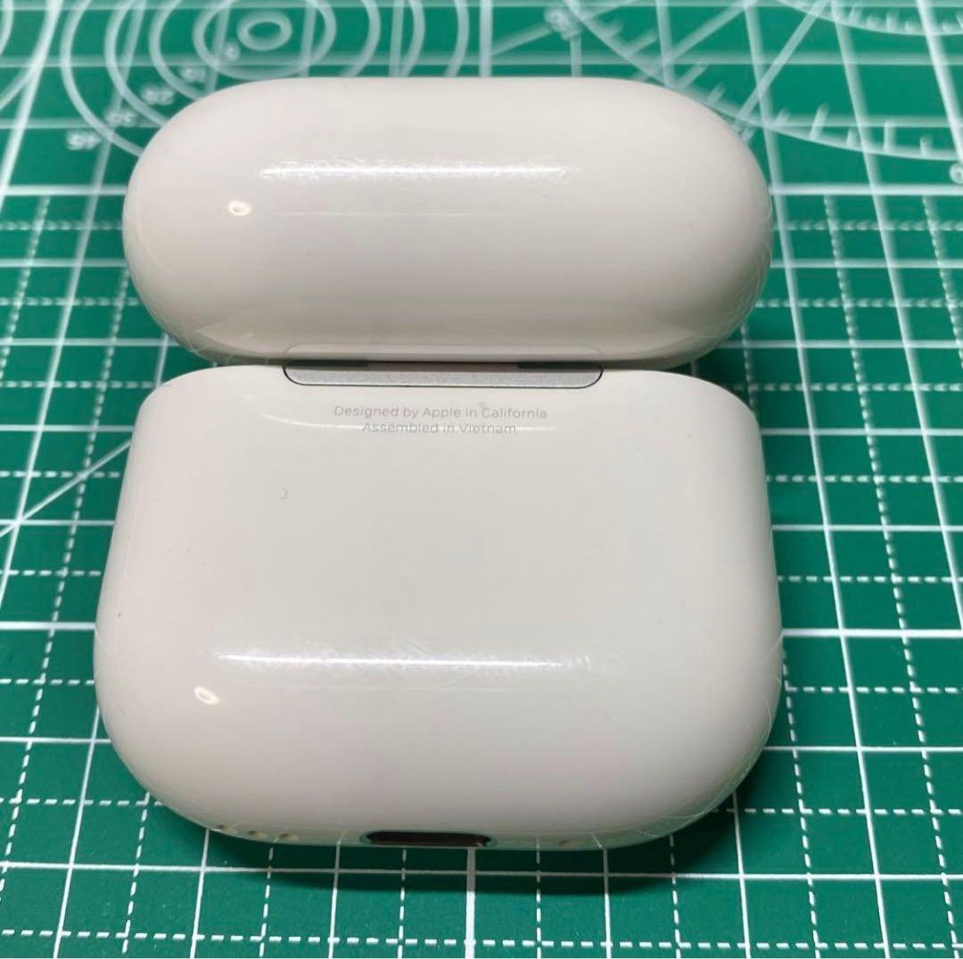 Apple AirPods4 第4世代 第四世代充電ケースのみ(ANC 搭載)