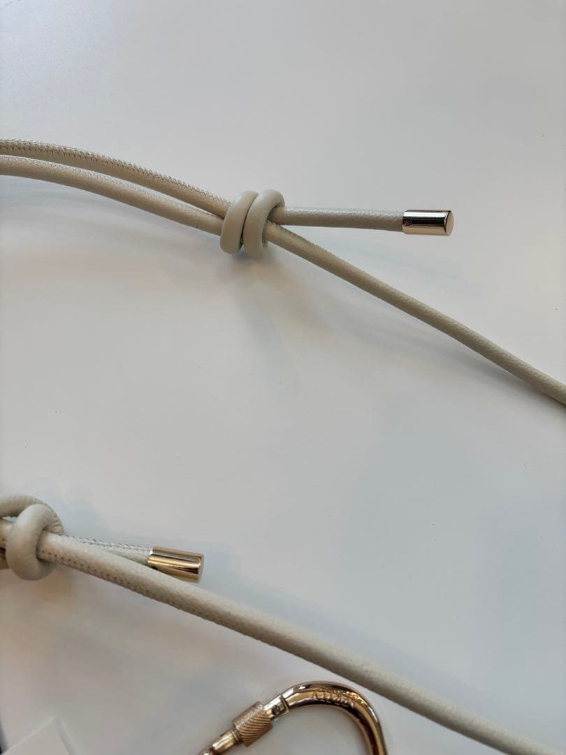 APRILY (アプリリー)マリアージュシリーズ　携帯　ストラップ