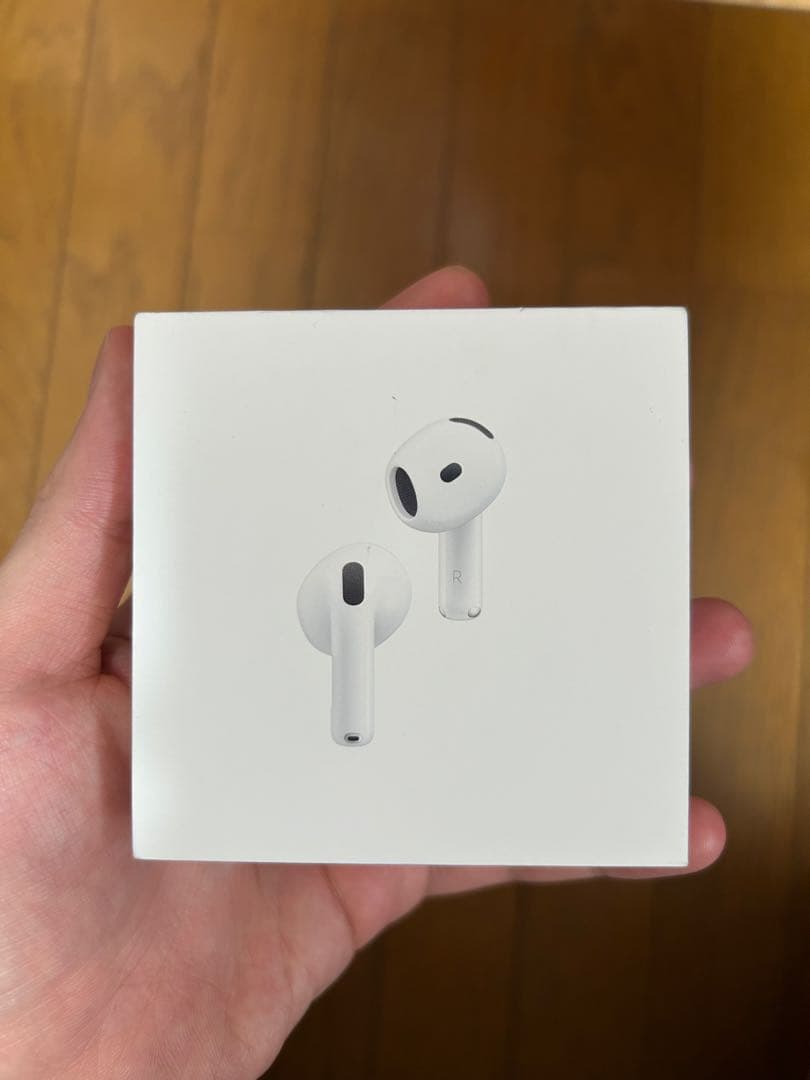 AirPods4 ノイズキャンセリング搭載　本体 充電ケース付き