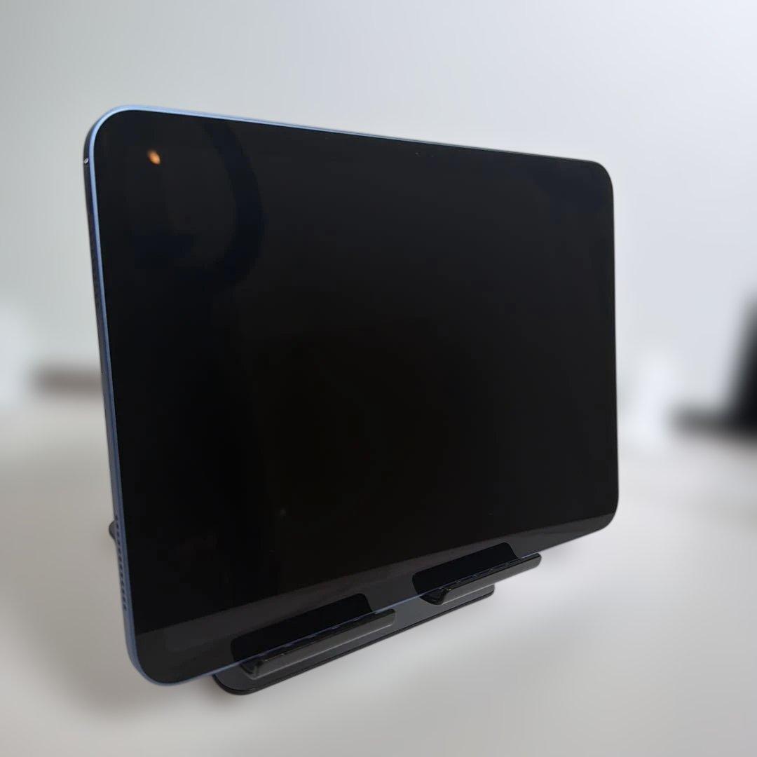 【美品】iPad 第10世代 64GB ブルー WiFiモデル