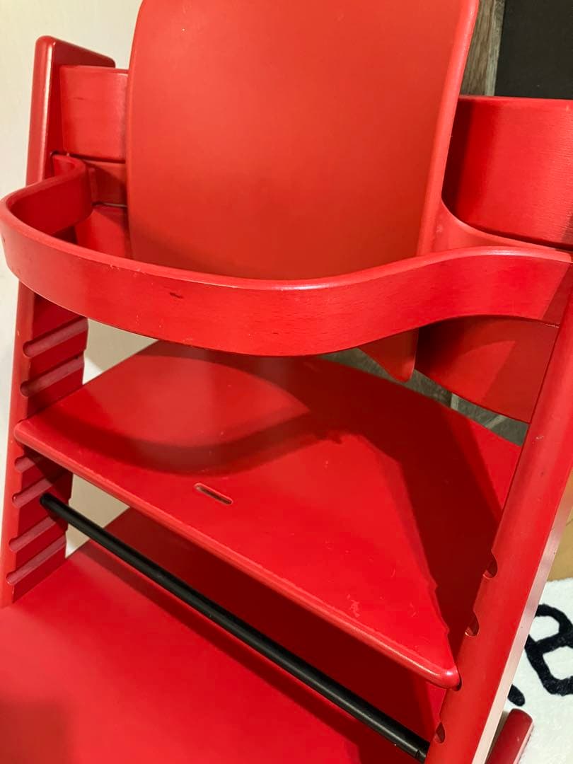 ストッケSTOKKEトリップトラップ　赤　ベビーガードつき