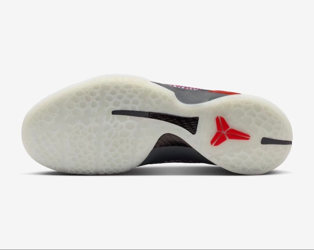 コービー6プロトロの27.5cmバスケットボールシューズ。