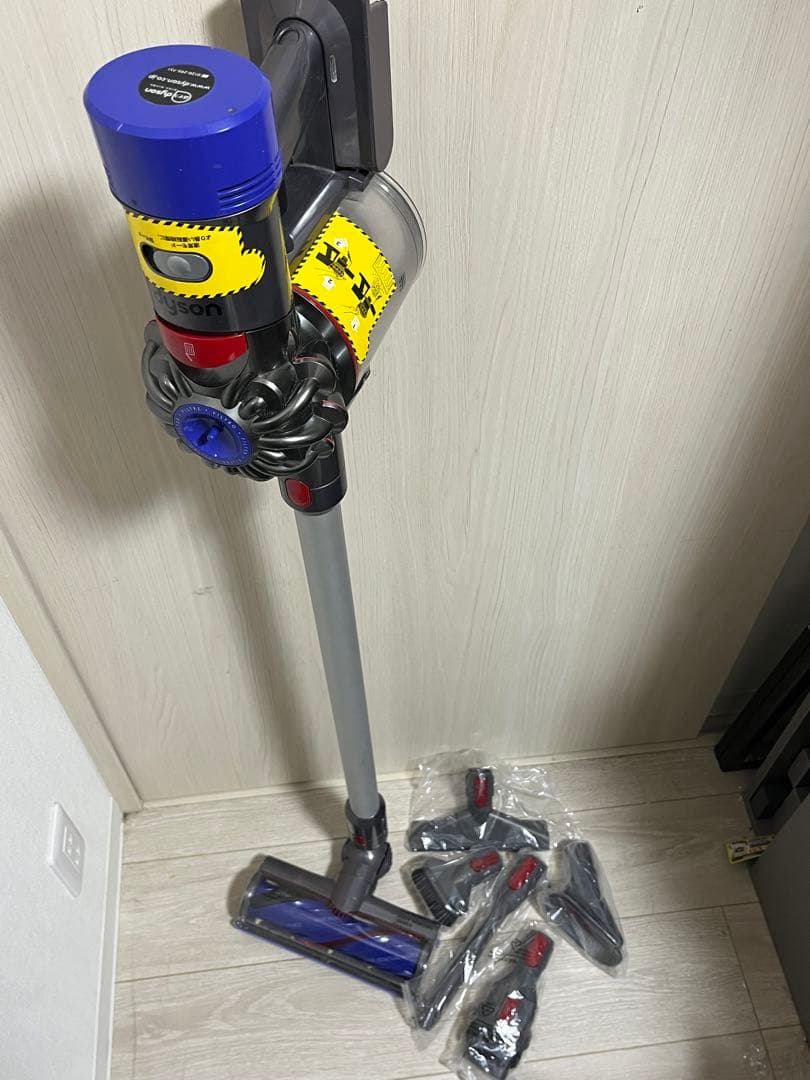 Dyson V8 Origin SV25 RD2 サイクロン掃除機 v8同梱