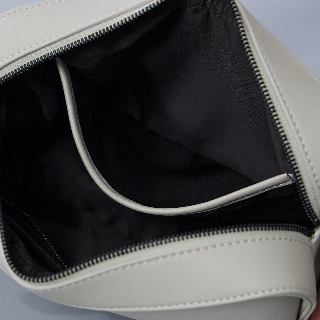 新品未使用　UNITED TOKYO MINI BREAD BAG