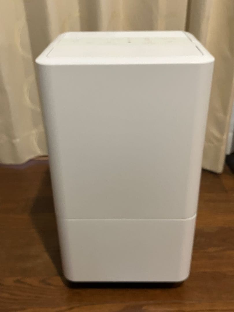 2025年製　アイリスオーヤマ　コンパクトクーラー　ICA-0302G