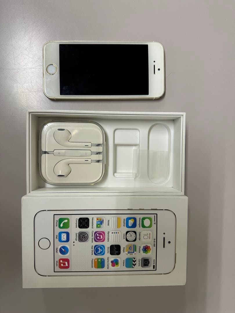 iphone5s ほぼ未使用