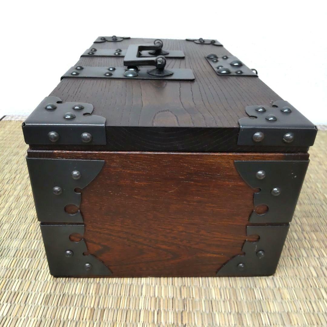 欅の千両箱 ☆銭箱☆ 金庫 　鍵付き 　鉄金具 小物入れ 　ビィンテージ
