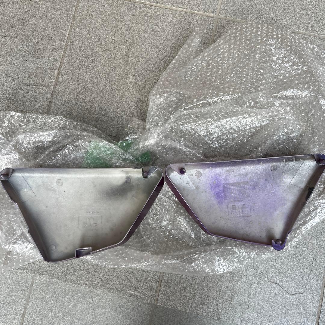 GN125 外装 （タンク、サイドカバー）