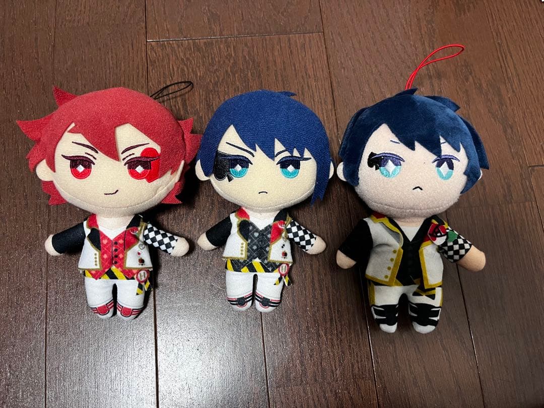 ツイステッドワンダーランド ぬいぐるみ・カード・タオルセット