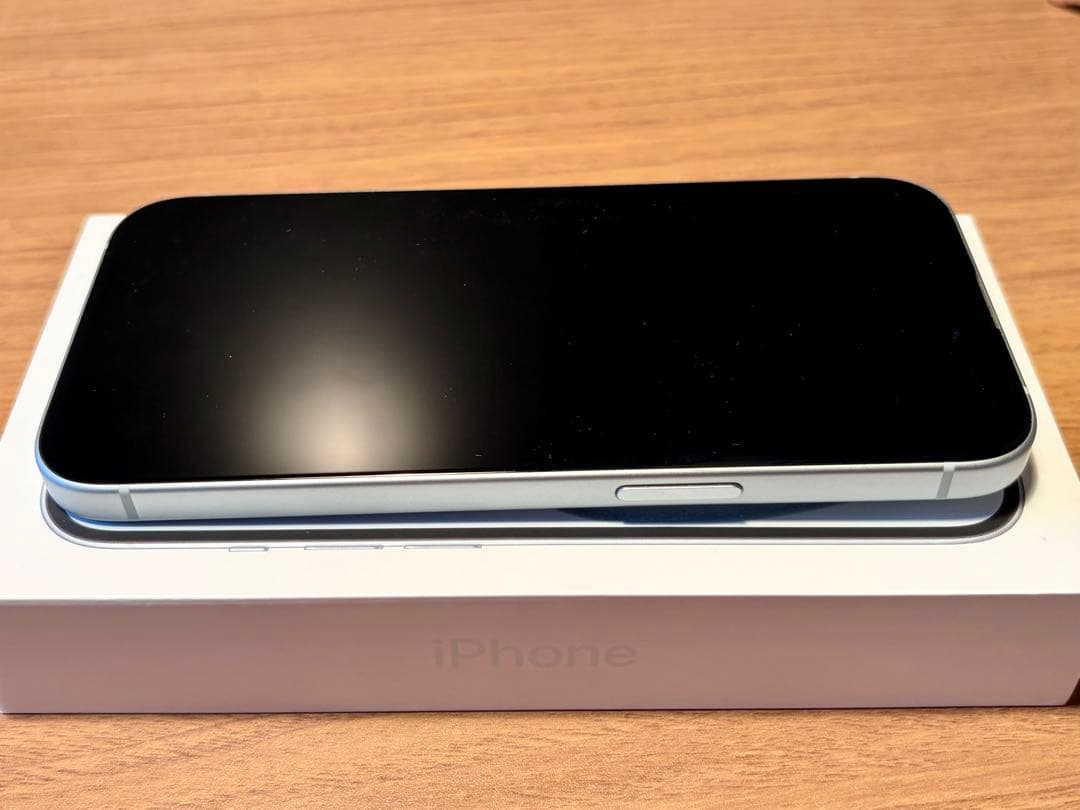 【美品】iPhone 15 128GB ブルー SIMフリー ケース＆フィルム付