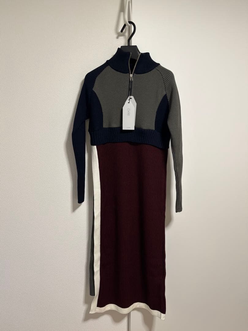 【新品タグ付き】A+TOKYO ハーフジップカラーブロックニットワンピース