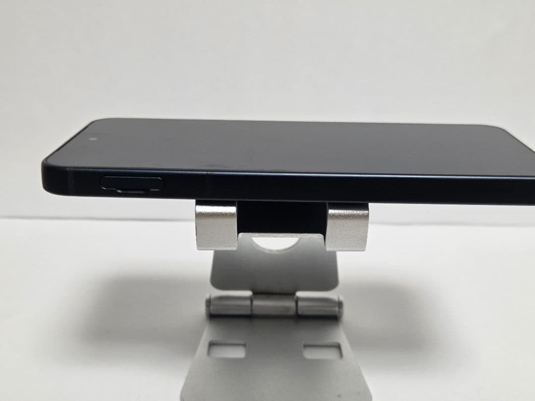 AQUOS sense9 SH-S53E【使用年数少なめ】ドコモ購入SIMフリー