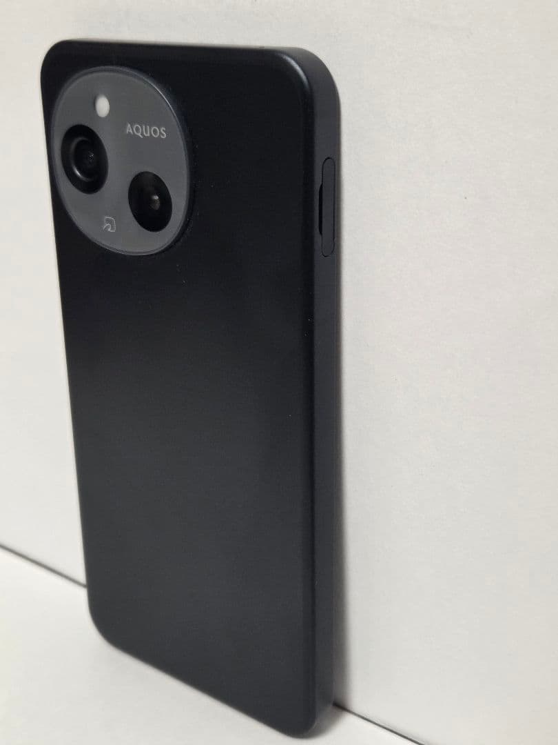 AQUOS sense9 SH-S53E【使用年数少なめ】ドコモ購入SIMフリー