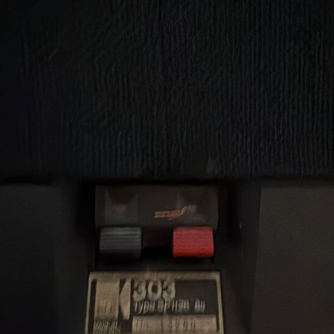 KEF303スピーカー