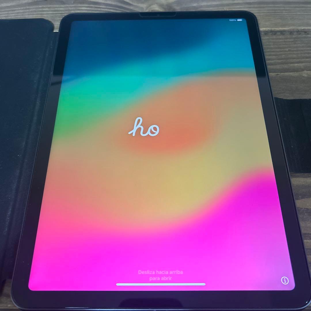 iPadAir 10.9インチ第5世代[256GB]Wi-Fiモデル　ケース付き