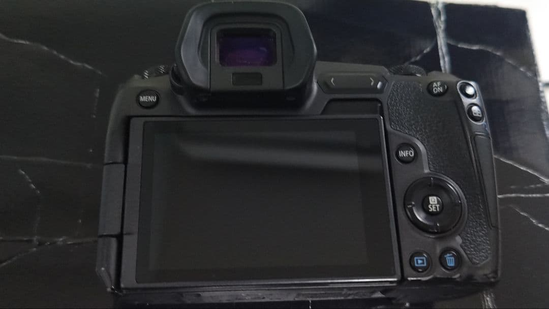 Canon EOSR ボディ