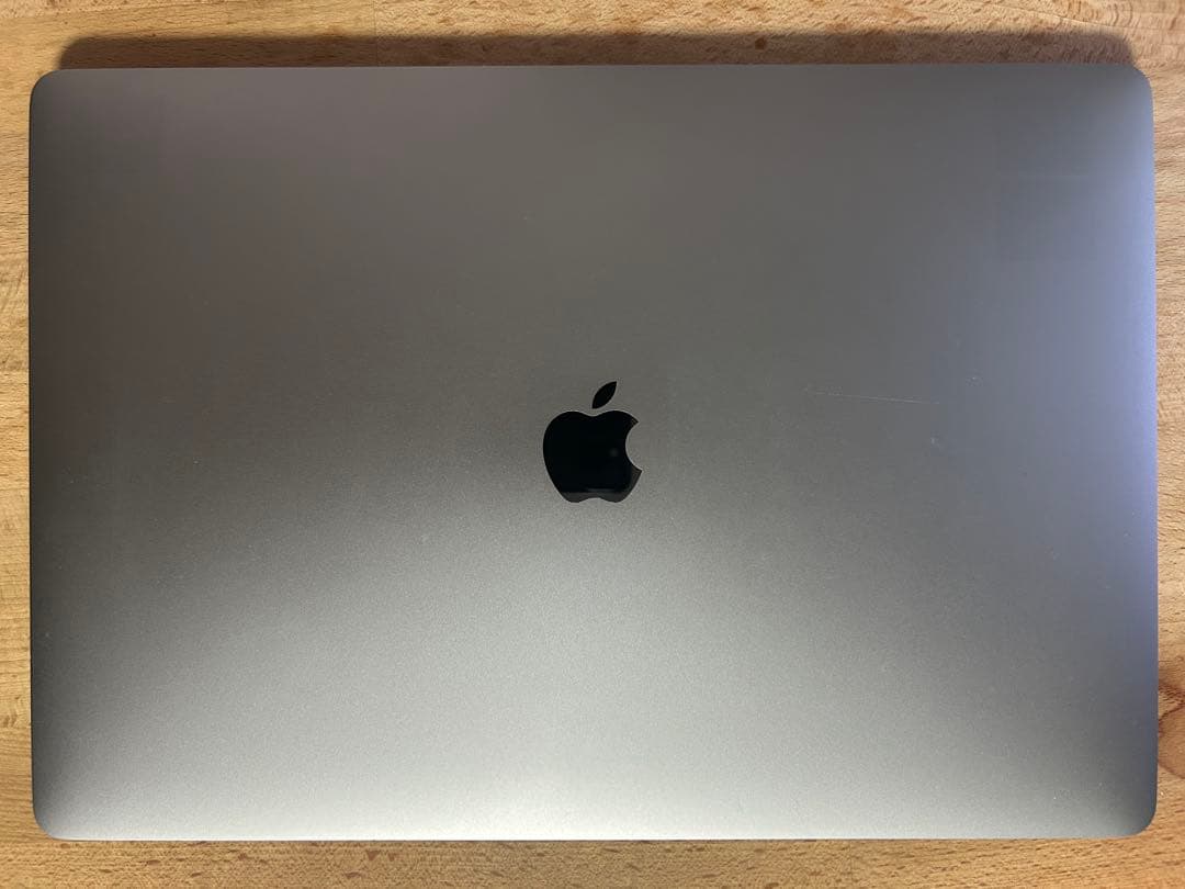 MacBook Pro 16インチ i9 / 16GB / 1TB 外箱付