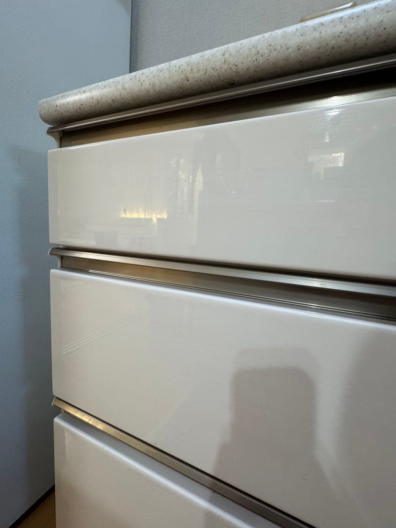 2023年購入ニトリキッチンボードアルミナ100ホワイトカウンター