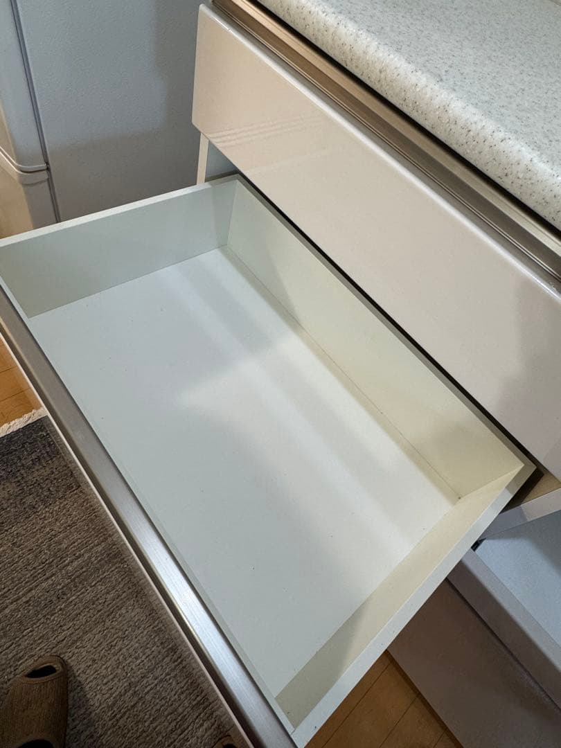 2023年購入ニトリキッチンボードアルミナ100ホワイトカウンター