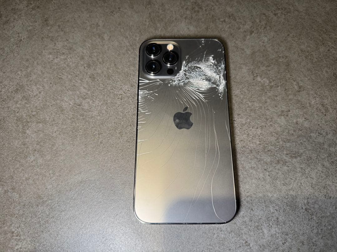 ジャンク iPhone 12 Pro max