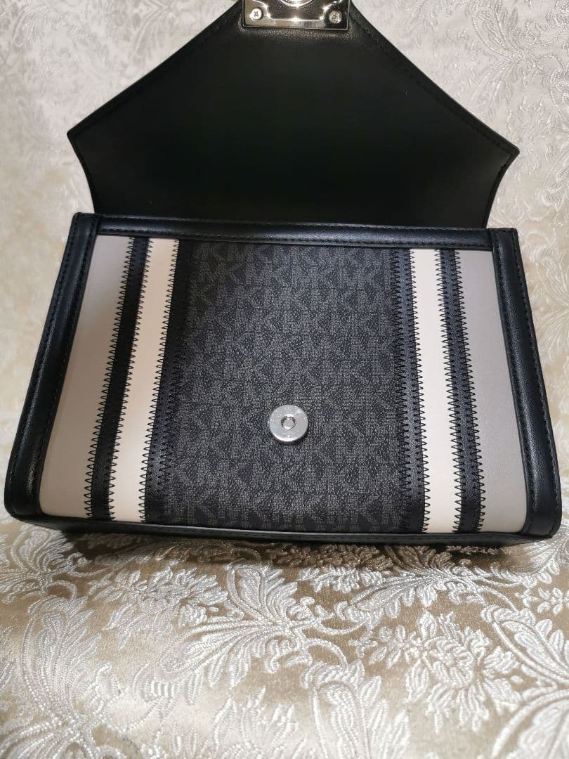 未使用 マイケルコース WHITNEY チェーン ショルダーバッグ 三色