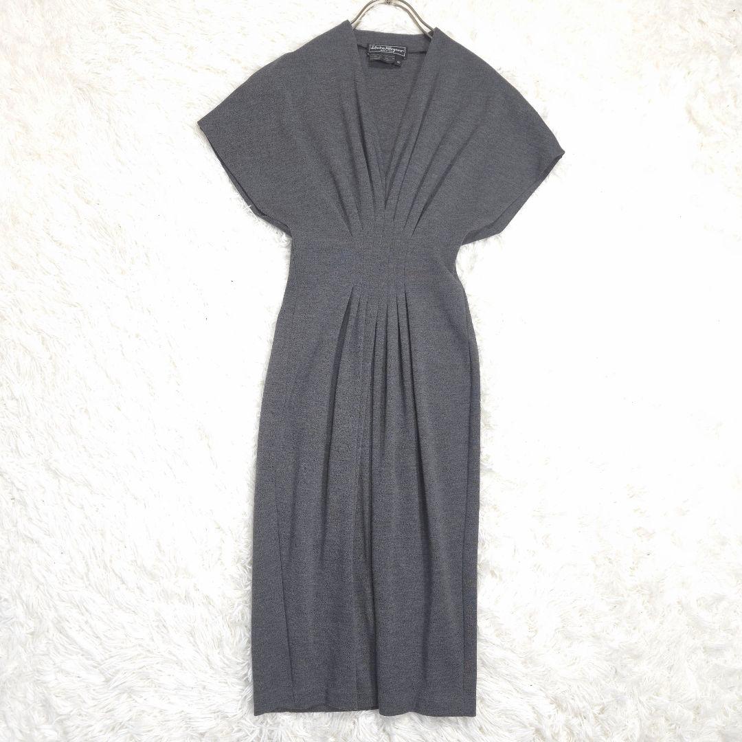 Salvatore Ferragamo 40 ワンピース ロング 半袖 Vネック