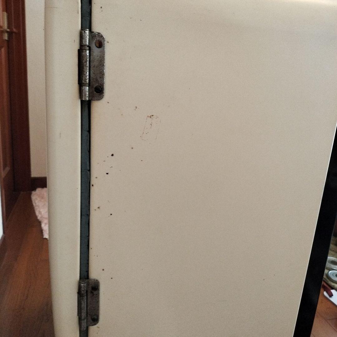 レトロ　ビンテージ冷蔵庫 　東芝