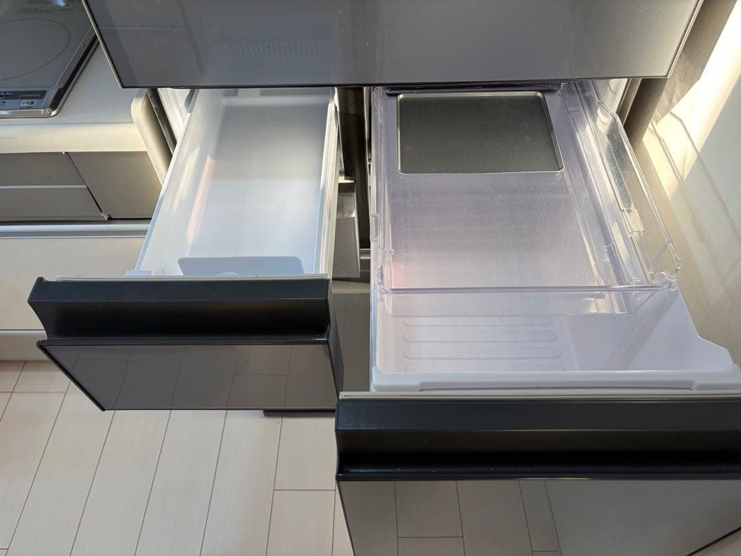 2018年製 551L シャープ 5ドア冷凍冷蔵庫 SJ-WX55E