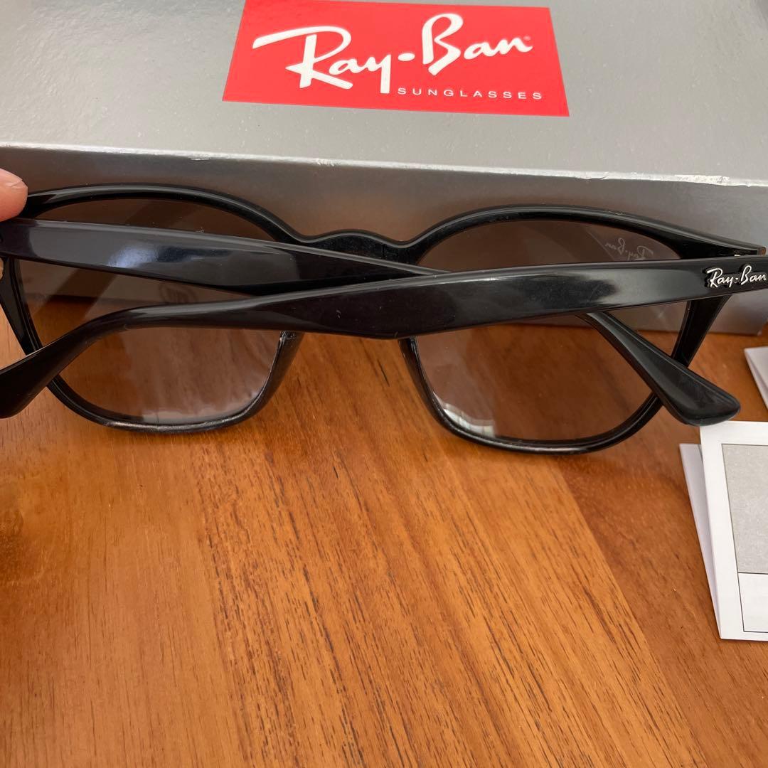 Ray-Ban ボストン型 偏光レンズサングラス ブラック