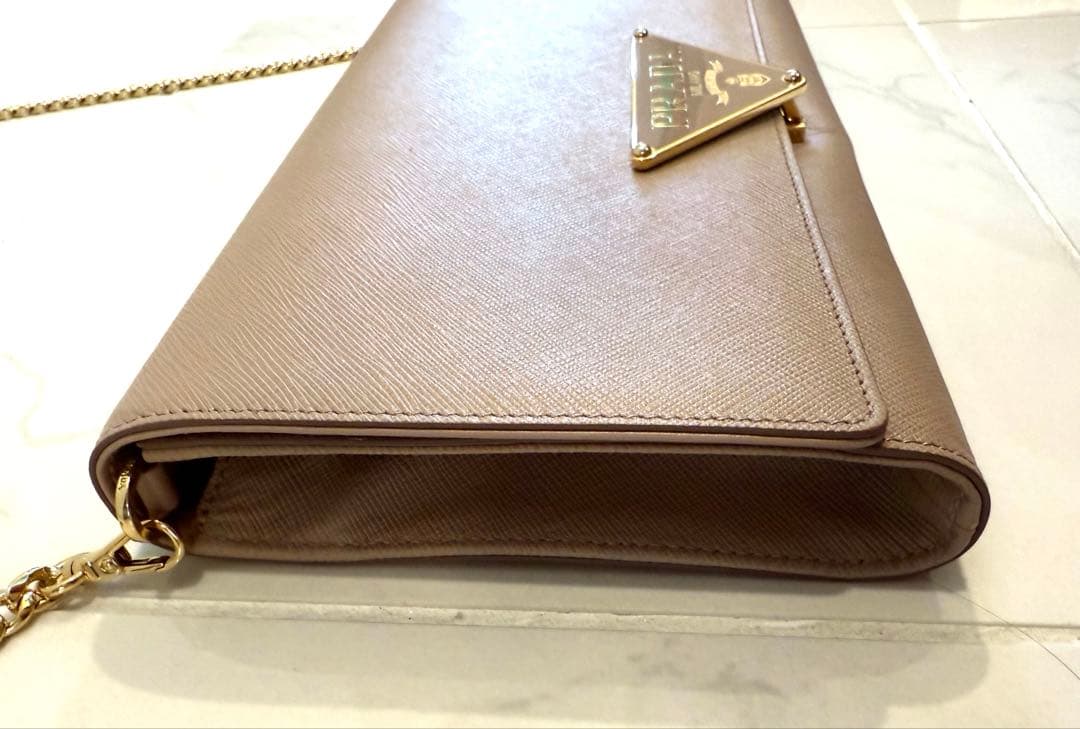 美品!! PRADA クラッチバッグ ベージュ