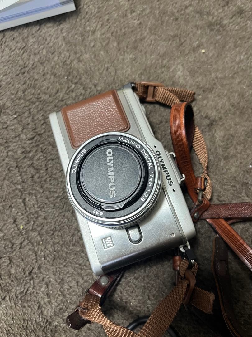 オリンパス ペン E-P2 レンズキット＋パンケーキレンズ