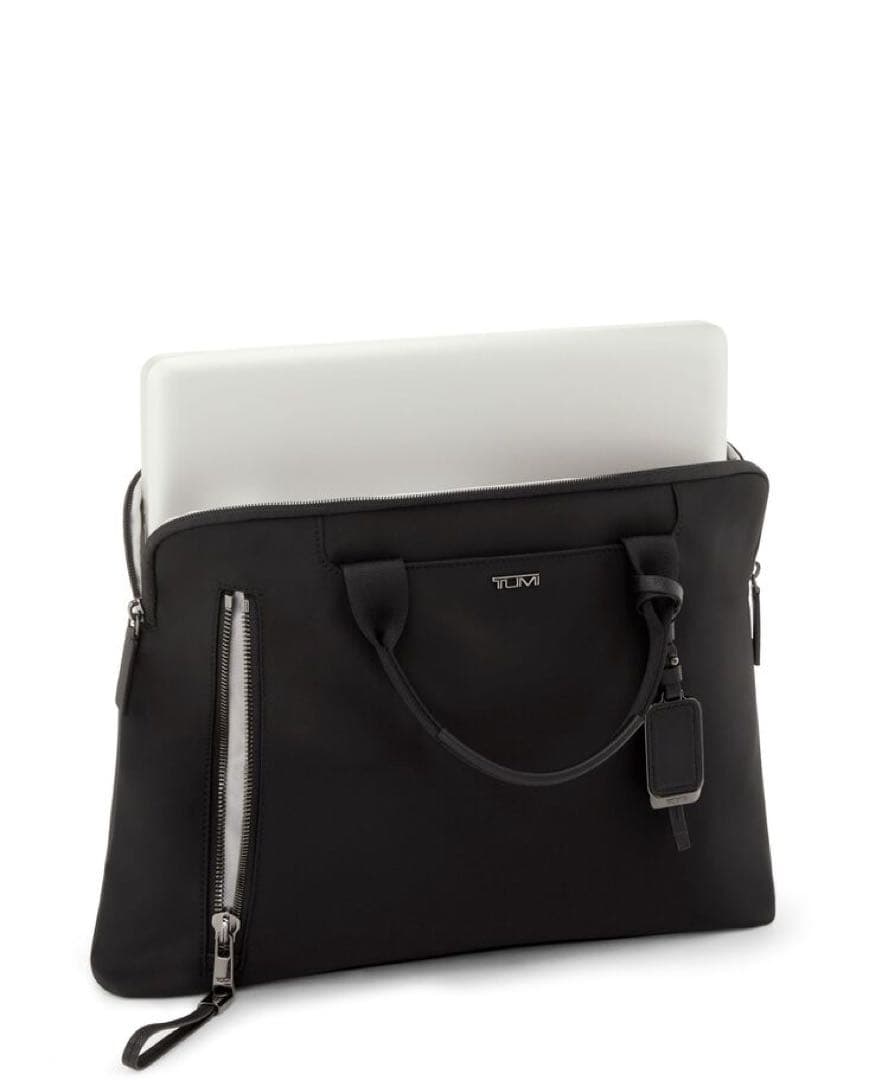 TUMI ＶＯＹＡＧＥＵＲ　「ベニン」ラップトップ・キャリア