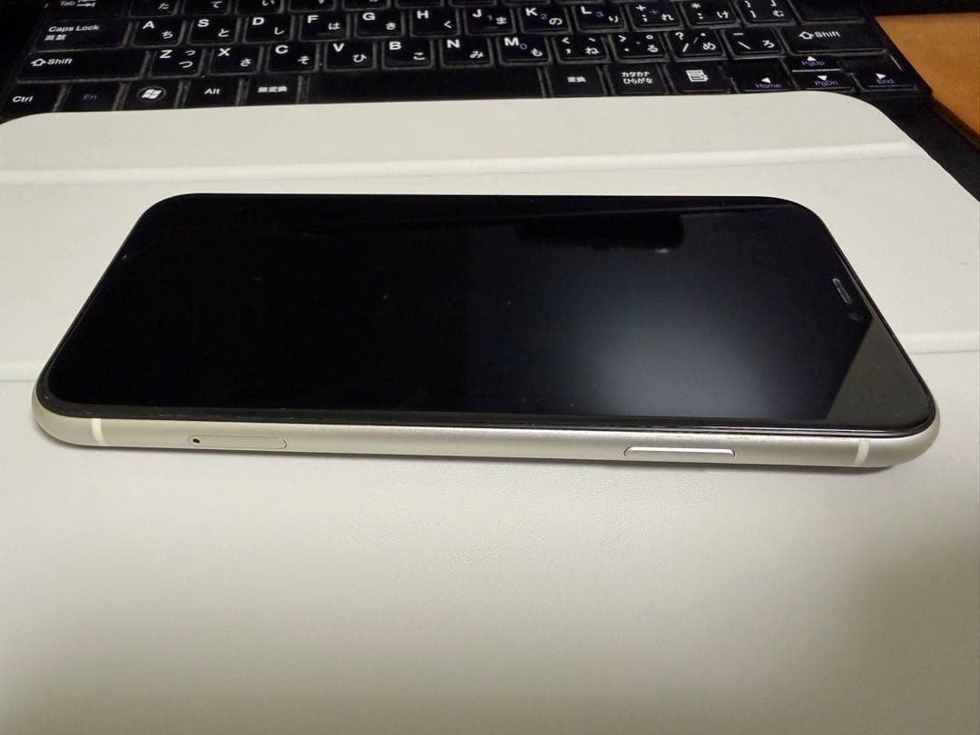 iPhone11 ホワイト128Gb SIMフリー