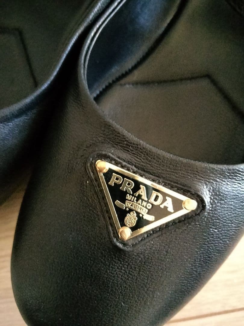 【新品】PRADA 2024コレクション フラットシューズ
