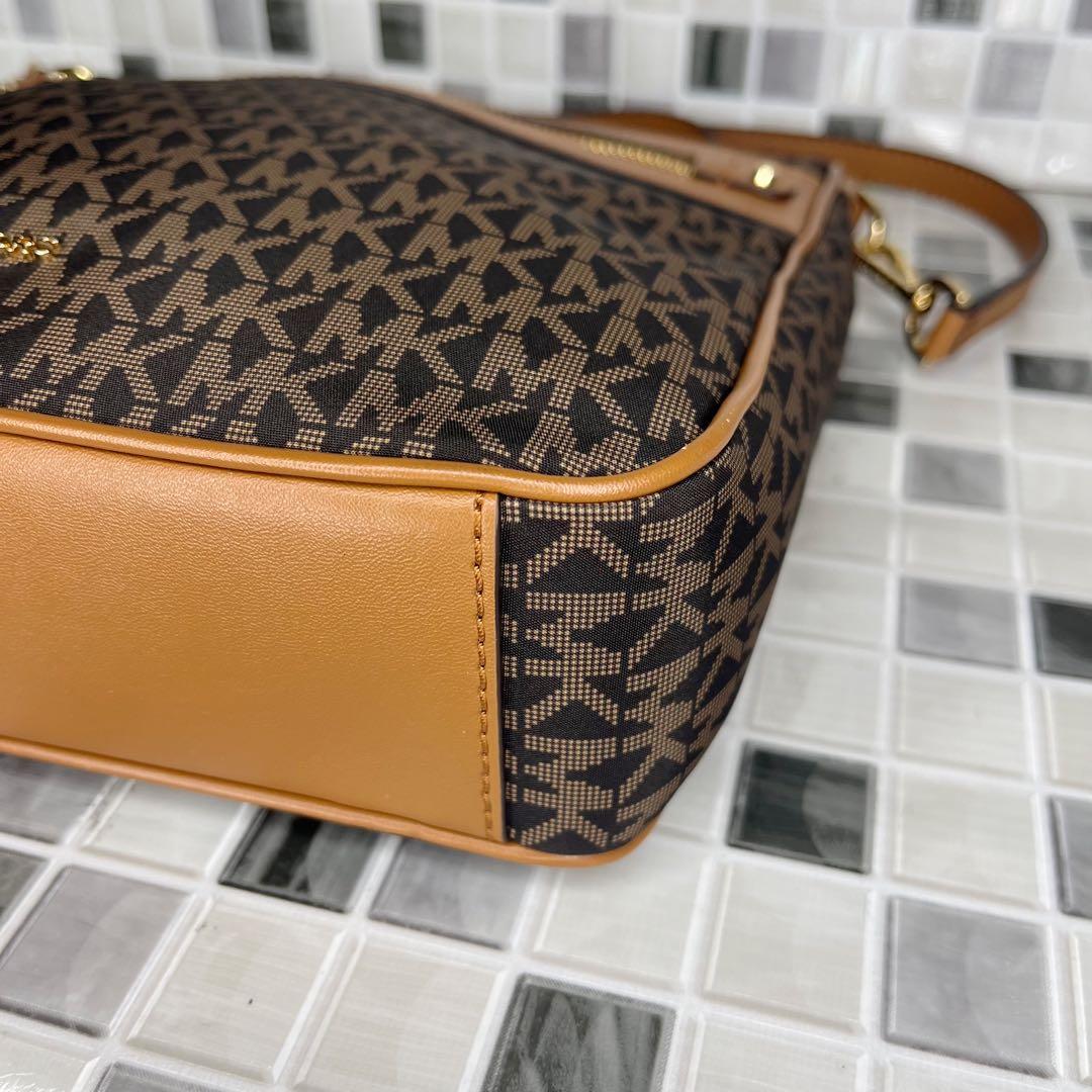 専　MICHAEL KORS マイケルコース ショルダーバッグ