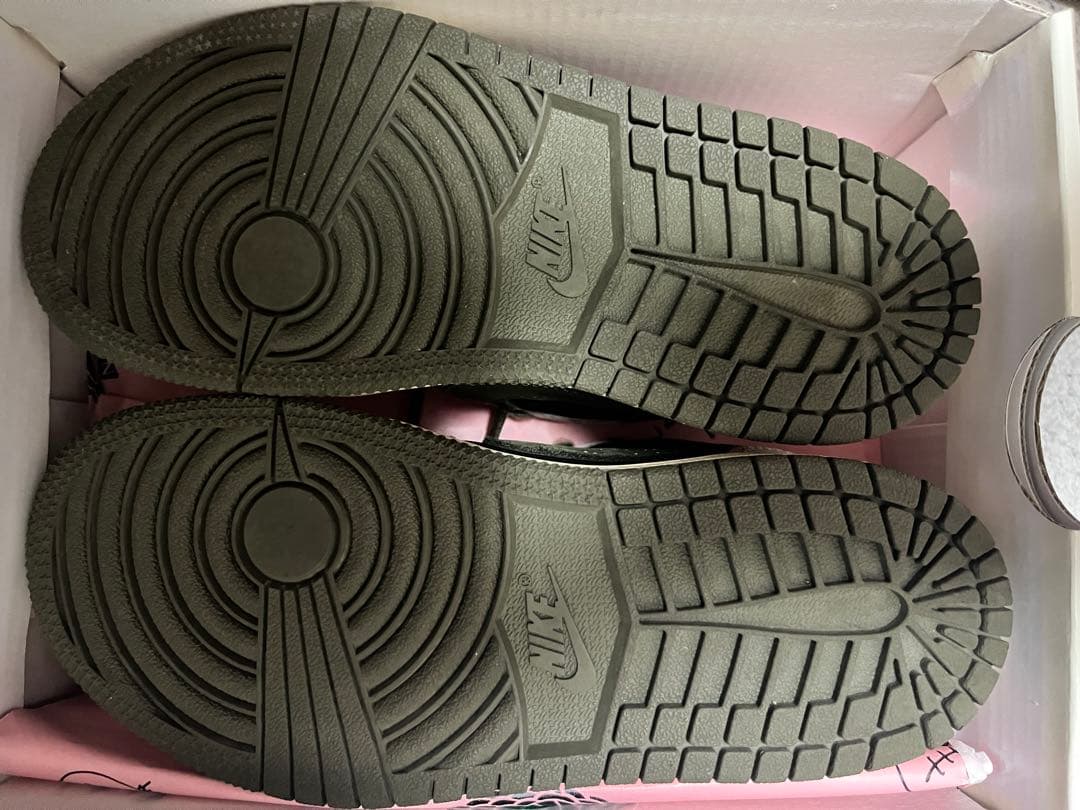 x*x様 Travis Scott × Nike Air Jordan 1 Lo