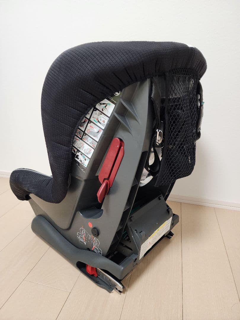 メルセデス・ベンツ純正　 チャイルドシート クリーニング済み