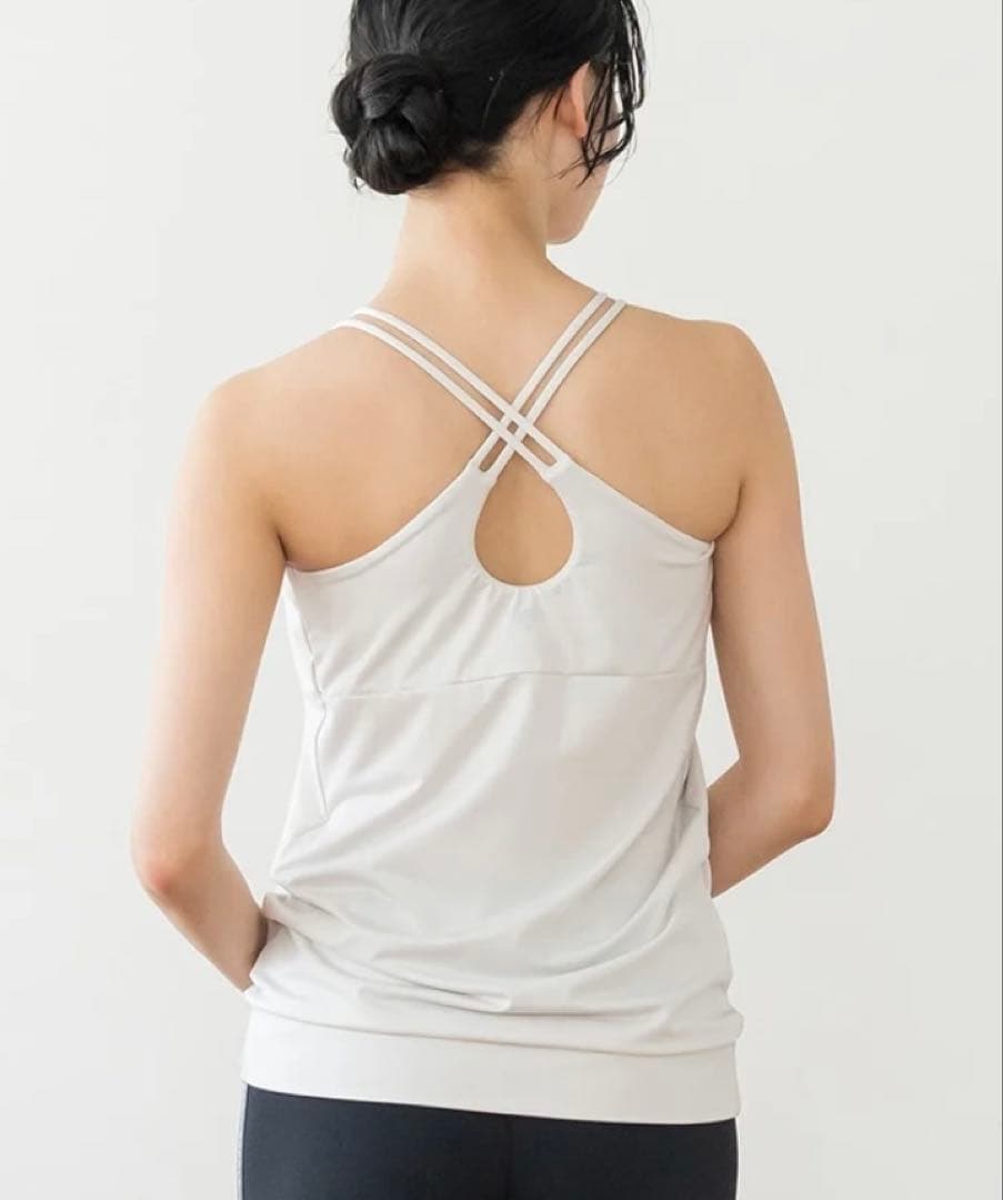 【SUKALA】フロントギャザークロスキャミソール　サンドベージュ　L