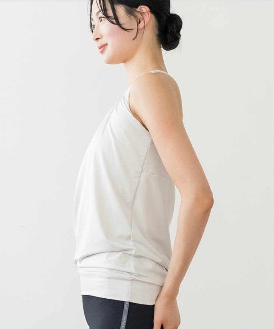 【SUKALA】フロントギャザークロスキャミソール　サンドベージュ　L